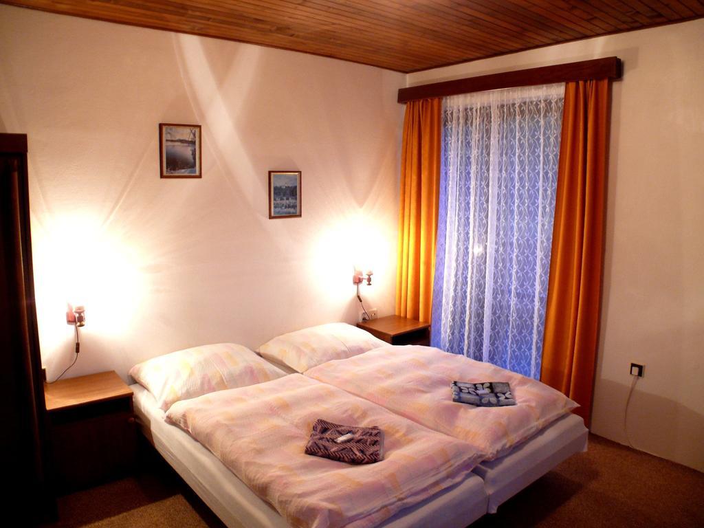 Pension Faema Harrachov Habitación foto